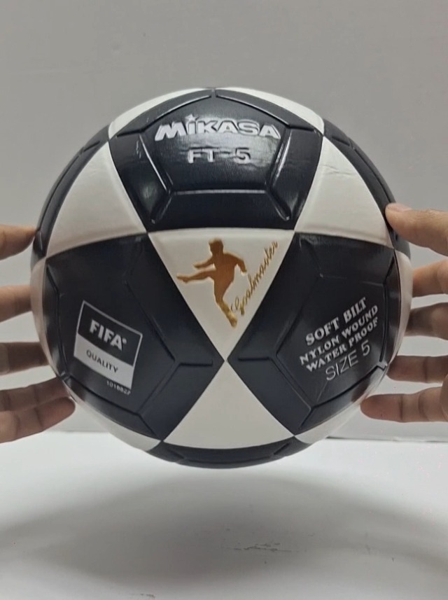 Mikasa FT5 Goal Master Soccer Ball<br />
